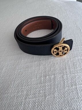 Tory Burch Women’s Reversible Leather Belt with Gold Logo Buckle
